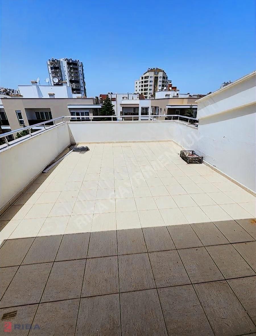 Güzeloba'da Havuzlu Site İçinde 3+1 Dubleks Kiralık Daire - Görsel 16