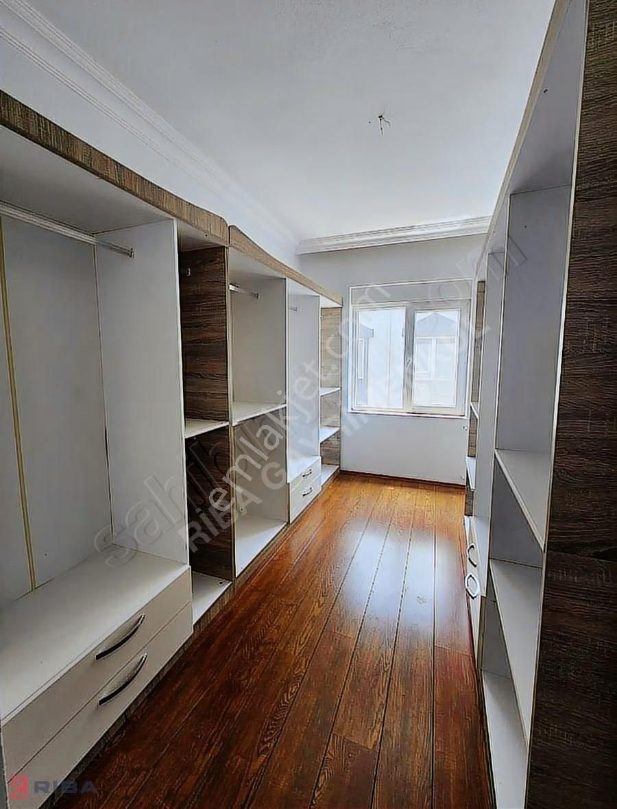 Güzeloba'da Havuzlu Site İçinde 3+1 Dubleks Kiralık Daire - Görsel 2