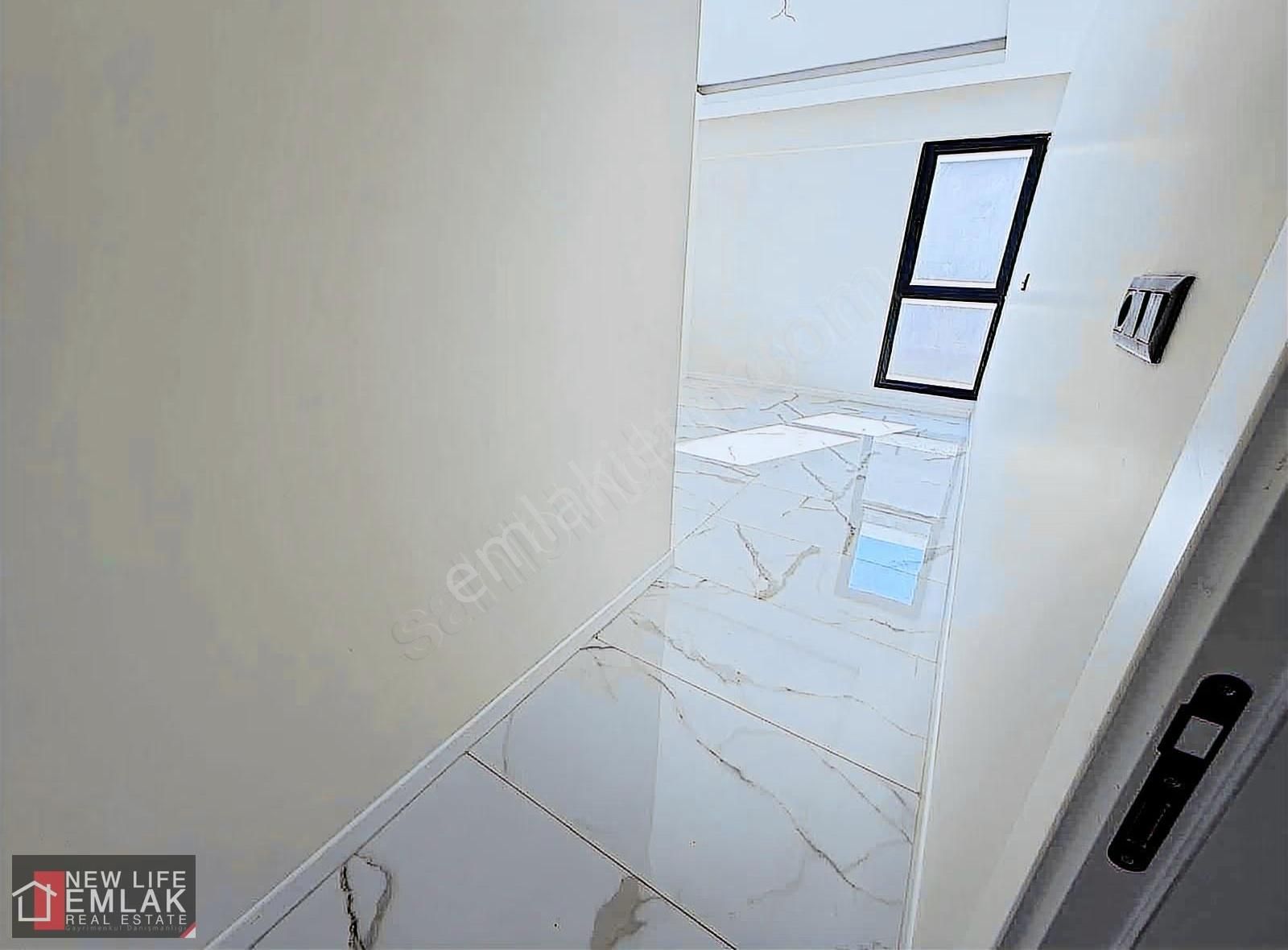 Kuşadası Deniz Manzaralı 3+1 Salon Mutfak Ayrı Kiralık Daire - Görsel 5