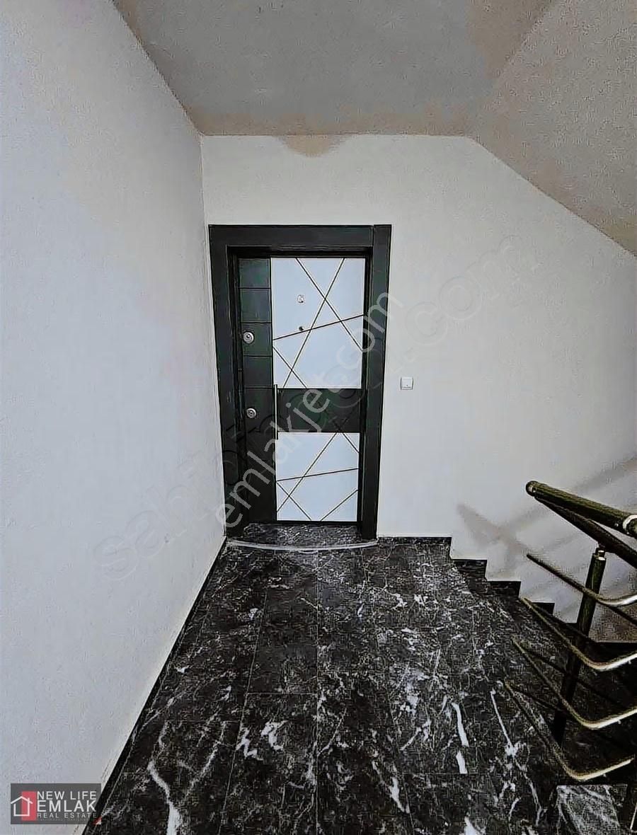 Kuşadası Davutlarda Tam Merkezde Ara Kat Kullanışlı Daire - Görsel 7