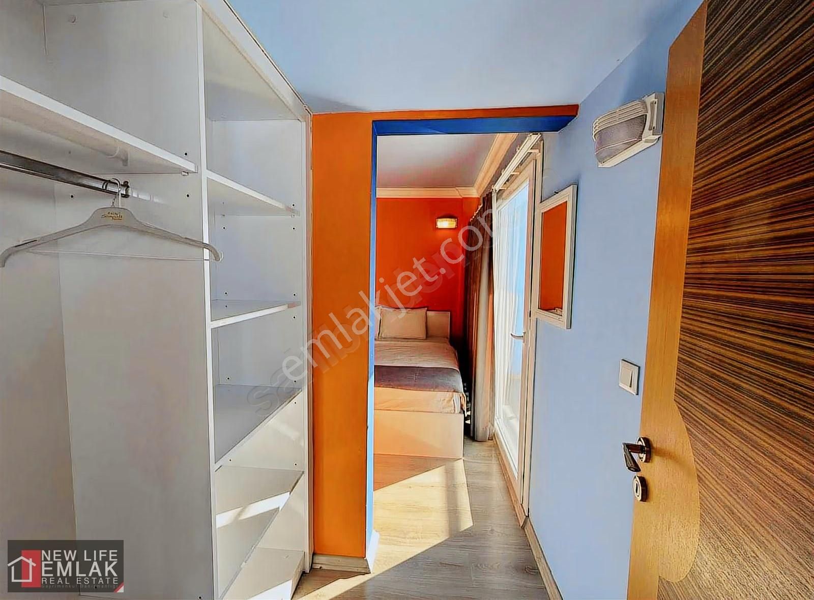 Kuşadası Marina Bölgesinde Deniz Manzaralı 1+1 Satılık Daire - Görsel 7