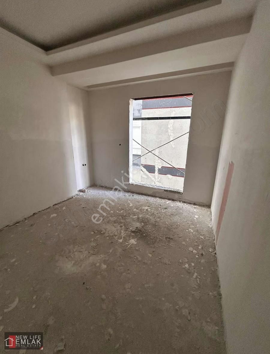 Kuşadası Kadınlar Denizinde 1+1 Daire - Görsel 3