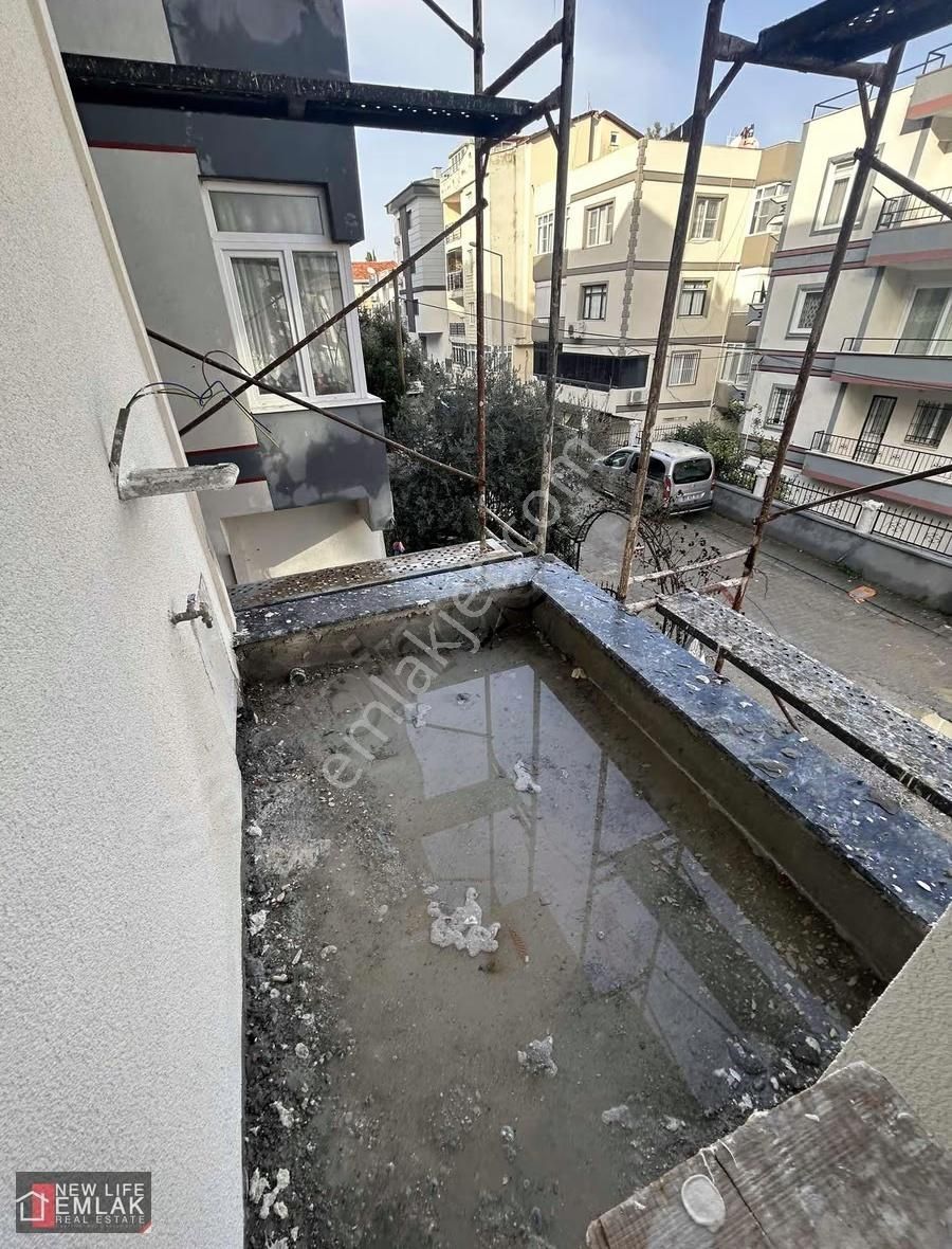 Kuşadası Kadınlar Denizinde 1+1 Daire - Görsel 4