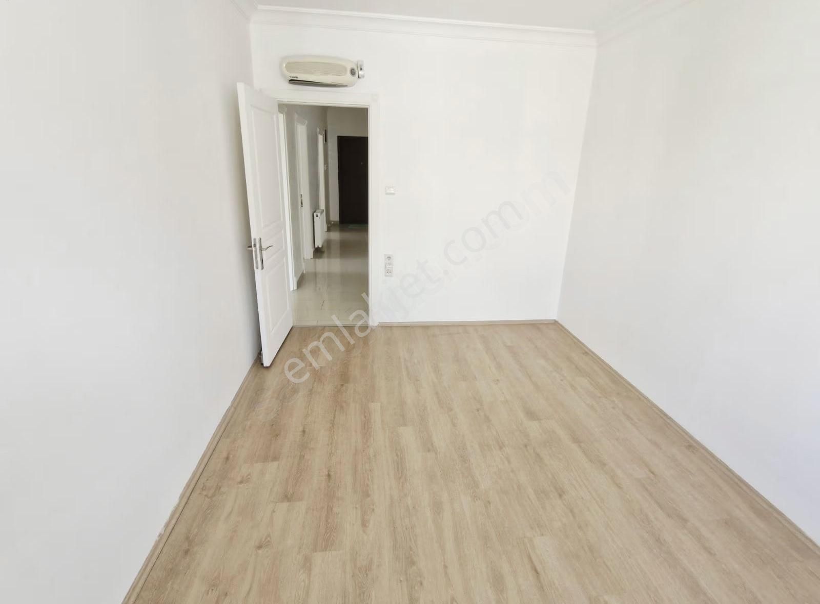 Metroya Hastaneye Marketlere İzmirpark Avm Ye Yürüme Mesafesinde - Görsel 16