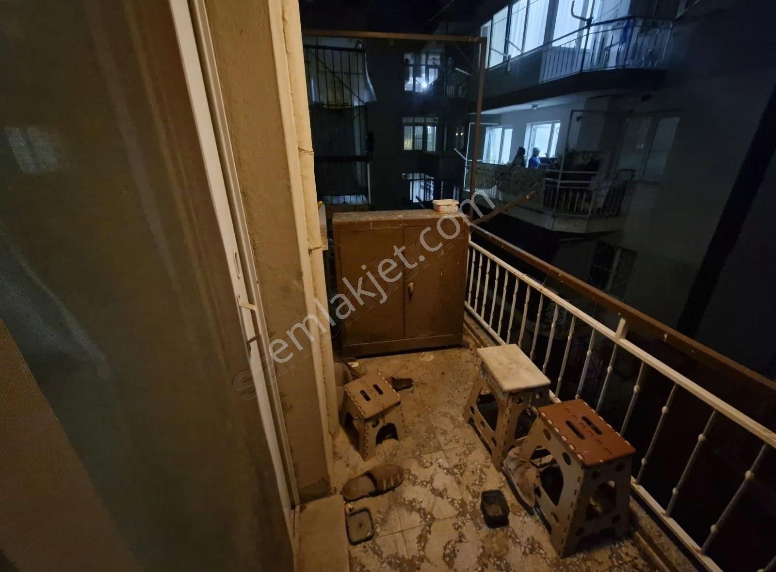 Metroya Pazara Marketlere Yürüme Mesafesinde 2+1 Satılık - Görsel 12