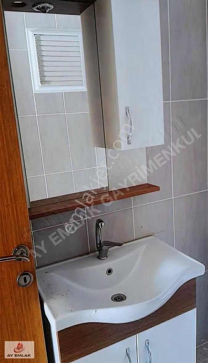 Ay Emlak'tan Armutlu İskele Mevkii-nde Yeni Bina 2+1 Daire - Görsel 4