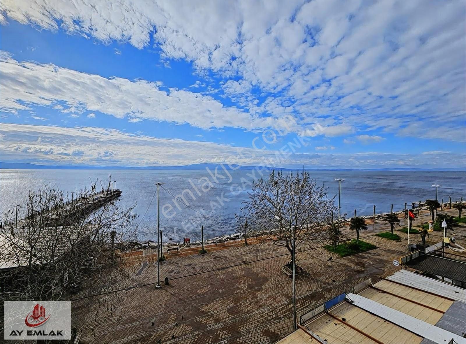 Ay Emlak'tan Armutlu İskele'de Denize Sıfır Konum Masrafsız 2+1 - Görsel 29