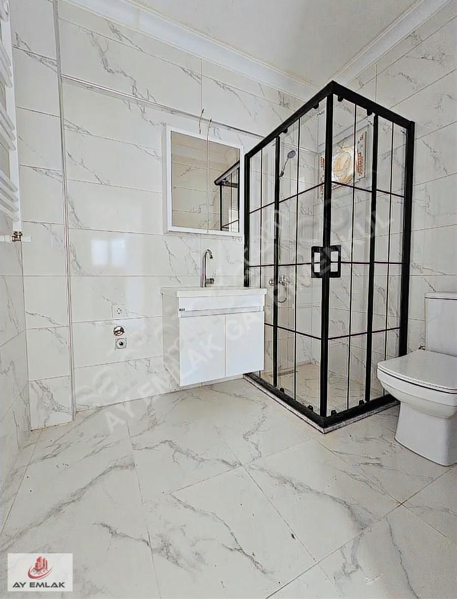 Ay Emlak'tan Armutlu İskele'de Denize Sıfır Konum Masrafsız 2+1 - Görsel 13