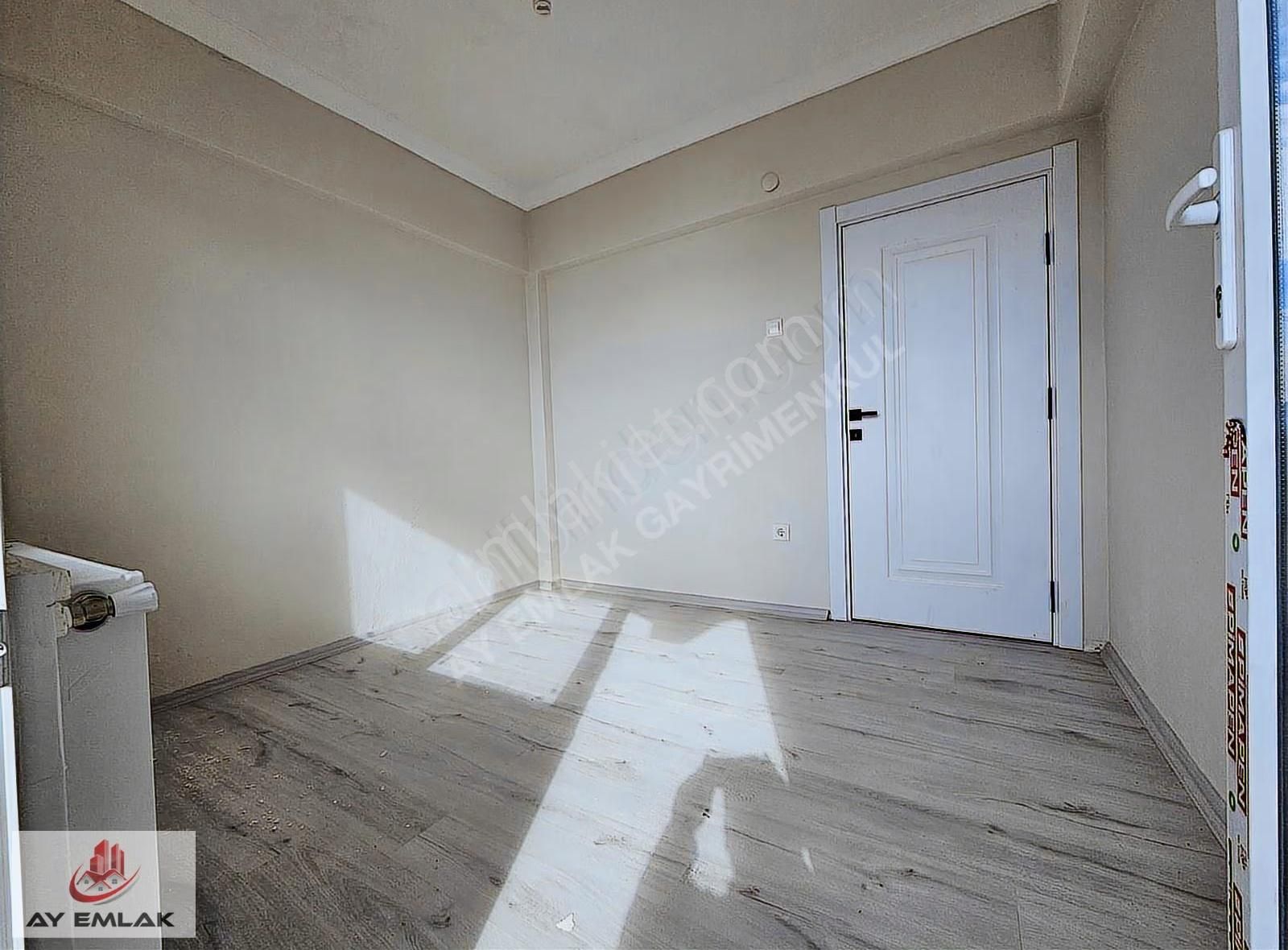 Ay Emlak'tan Armutlu İskele'de Denize Sıfır Konum Masrafsız 2+1 - Görsel 25