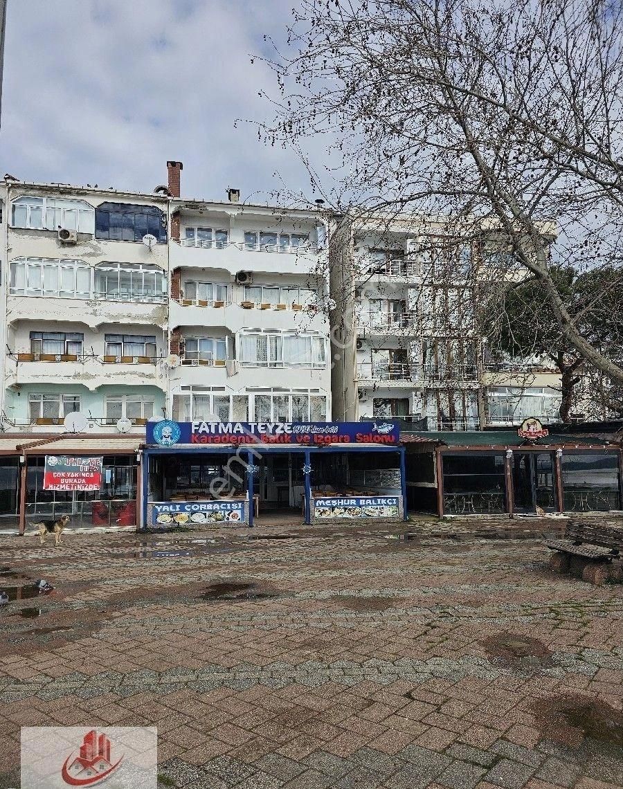 Ay Emlak'tan Armutlu İskele'de Denize Sıfır Konum Masrafsız 2+1 Daire - Görsel 19