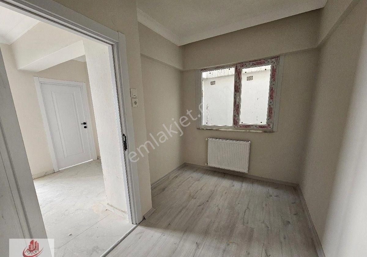 Ay Emlak'tan Armutlu İskele'de Denize Sıfır Konum Masrafsız 2+1 Daire - Görsel 23