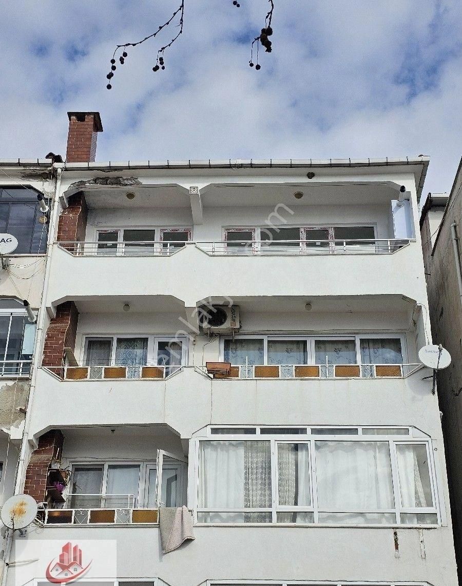 Ay Emlak'tan Armutlu İskele'de Denize Sıfır Konum Masrafsız 2+1 Daire - Görsel 10