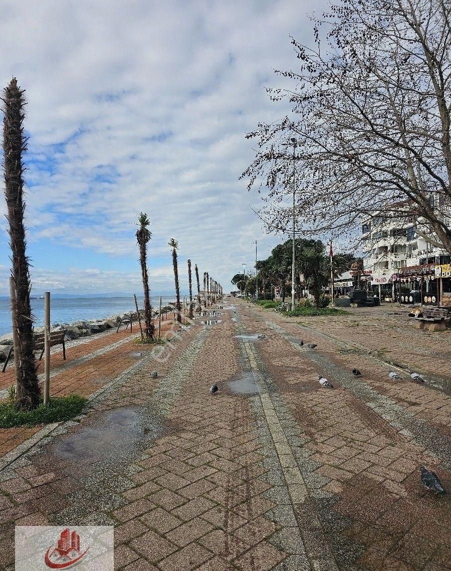 Ay Emlak'tan Armutlu İskele'de Denize Sıfır Konum Masrafsız 2+1 Daire - Görsel 22