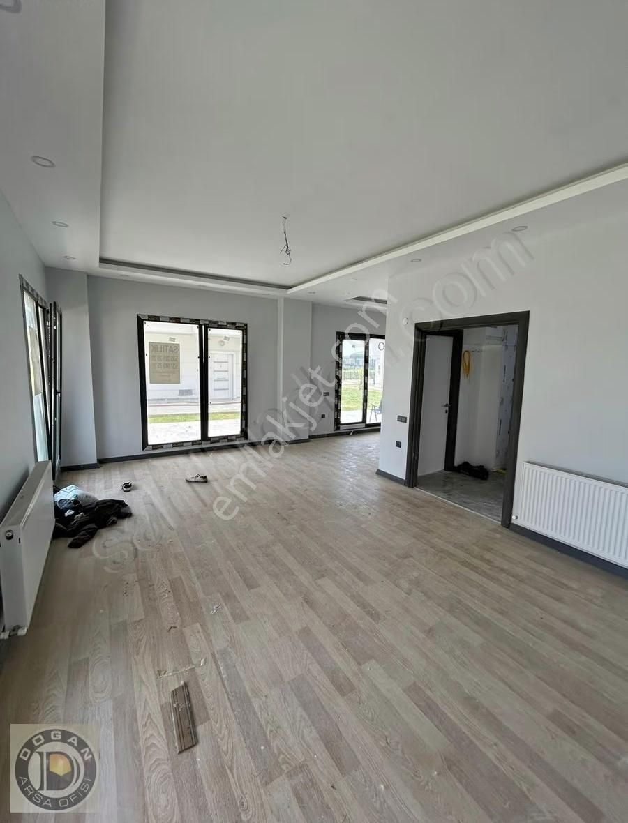 Büyükçekmece Celaliyede Satılık Site İçinde Sıfır Villa - Görsel 21