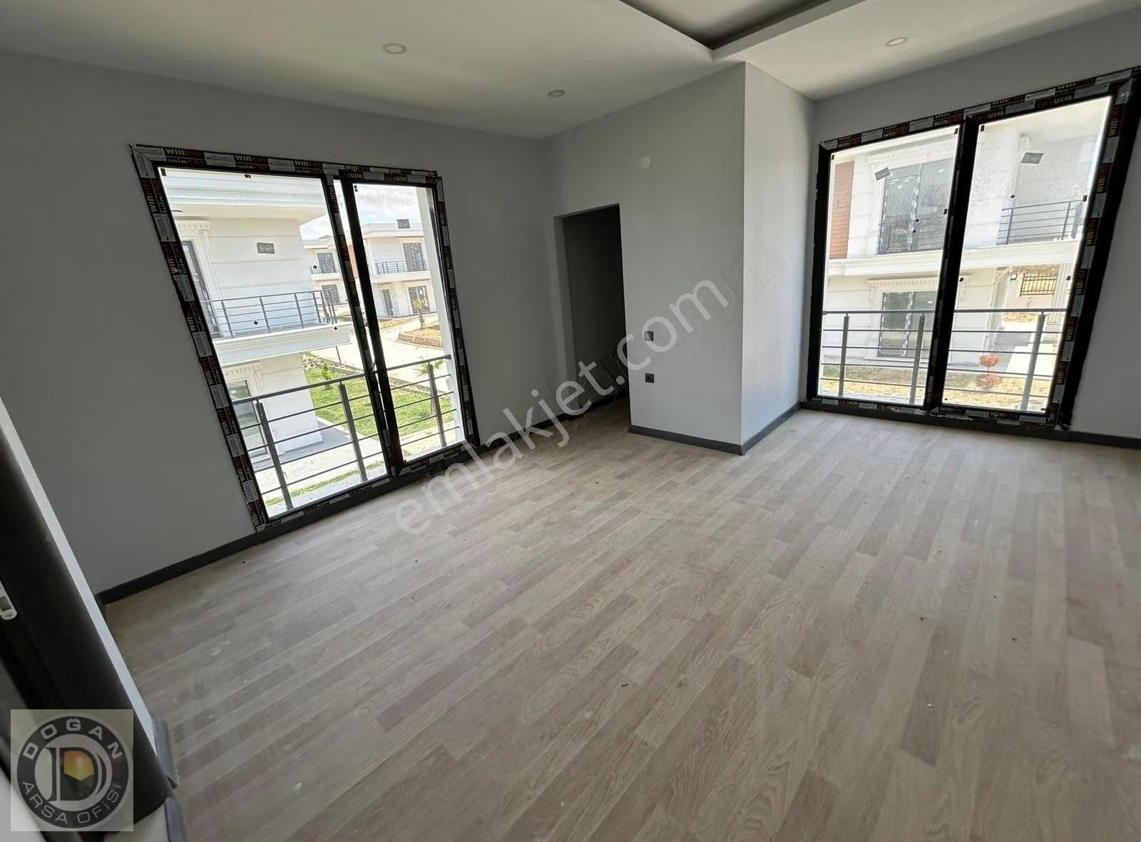 Büyükçekmece Celaliyede Satılık Site İçinde Sıfır Villa - Görsel 22