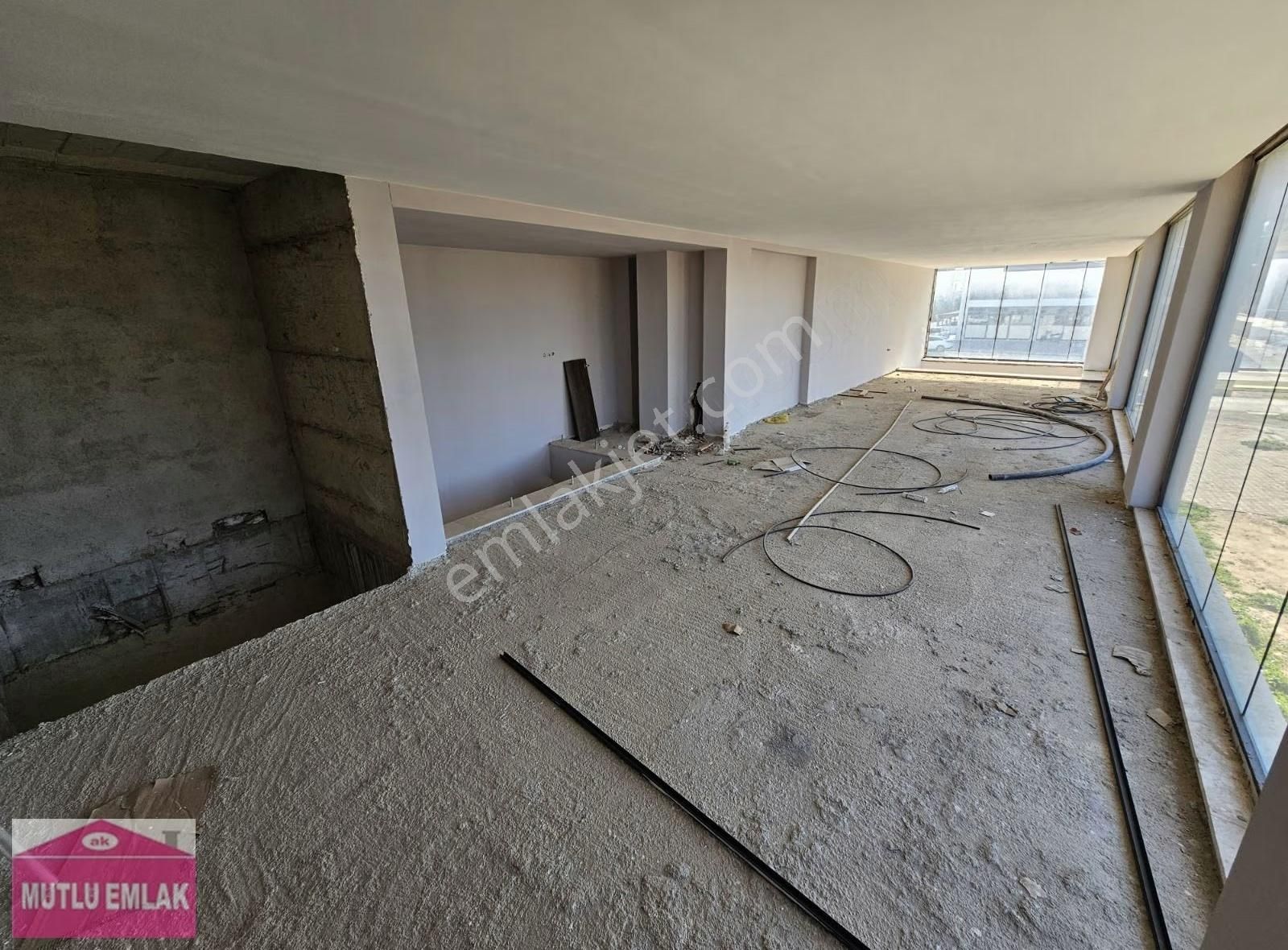 A K Mutludan Baraj Mahallesinde Cadde Üzeri 3 Katlı Dükkan - Görsel 14