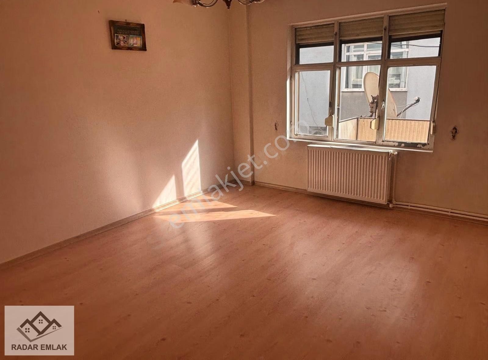 Metin Oktay Mahallesinde 2+1 Arakat Doğalgazlı Kiralık Daire - Görsel 2