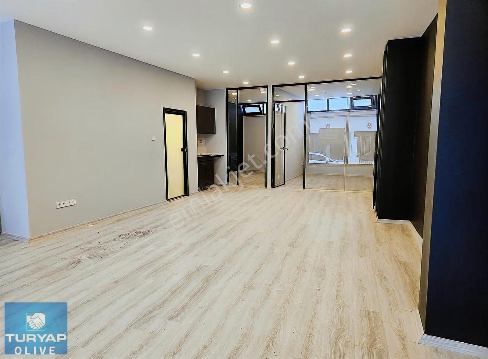 Kağıthane Talatpaşa Perpa Yakını 100 M² Satılık Dükkan - Görsel 2