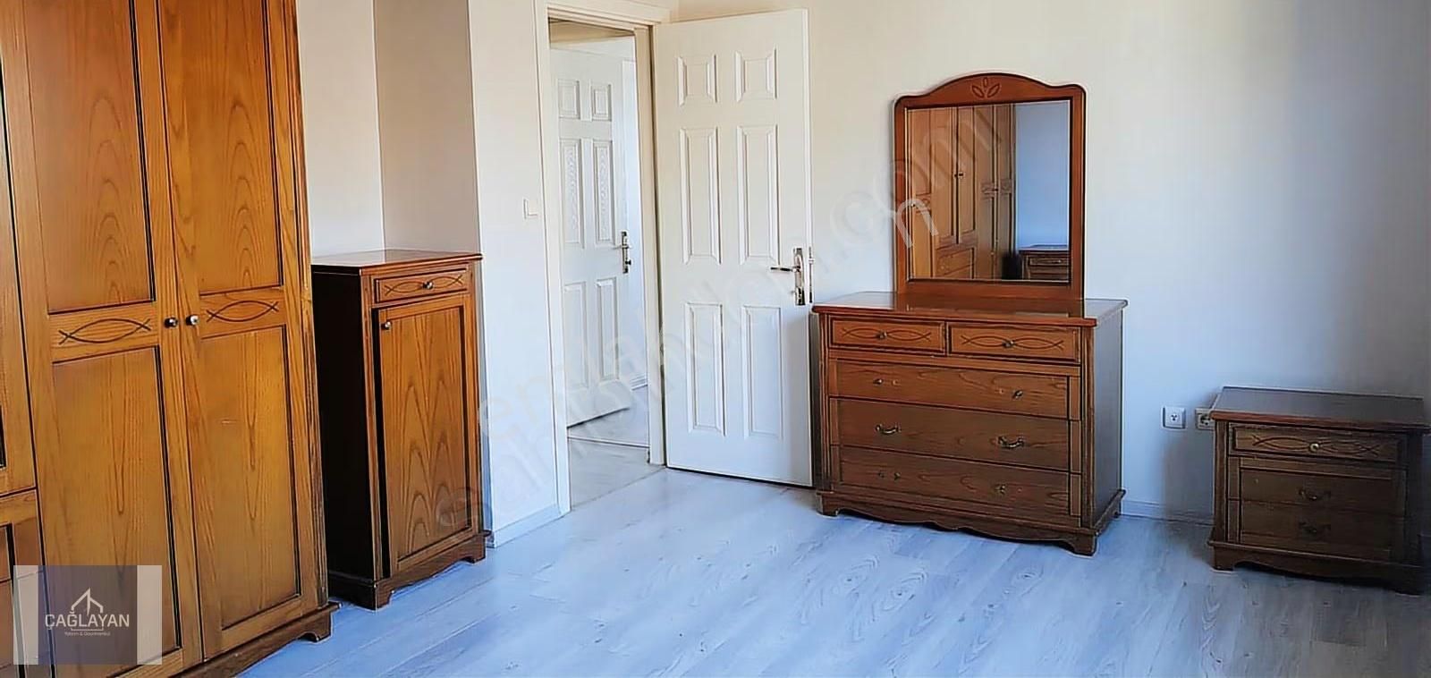 Konak Mahallesinde Harika Konumda 3+1 Kiralık Daire - Görsel 2