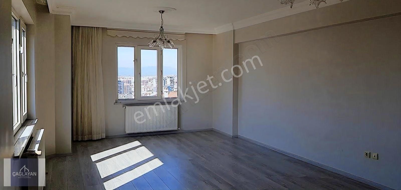 Konak Mahallesinde Harika Konumda 3+1 Kiralık Daire - Görsel 17