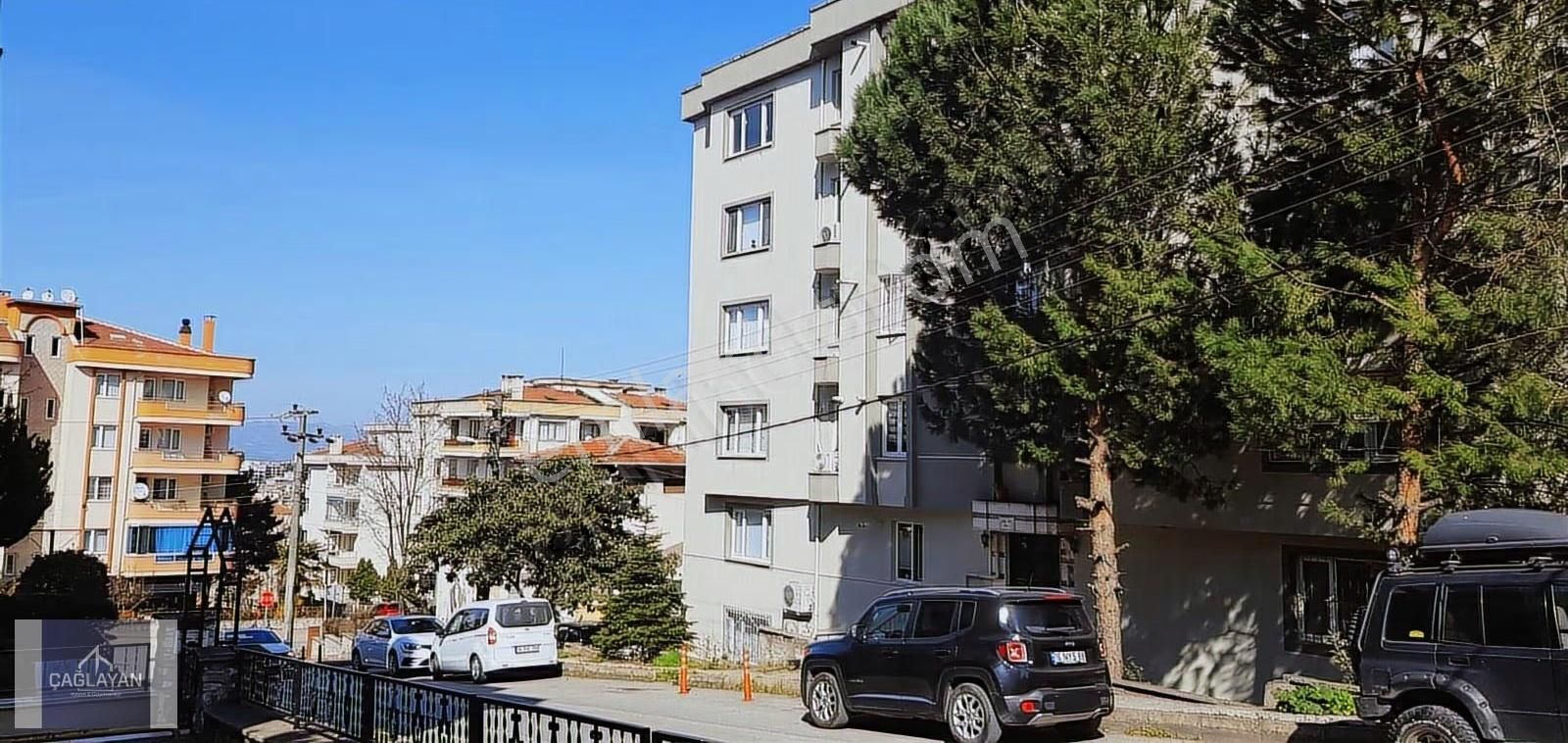 Konak Mahallesinde Harika Konumda 3+1 Kiralık Daire - Görsel 9