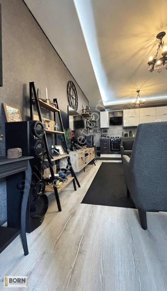 Bornova Merkezde 60m2 Full Eşyalı Satılık Geniş 1+1 - Görsel 27