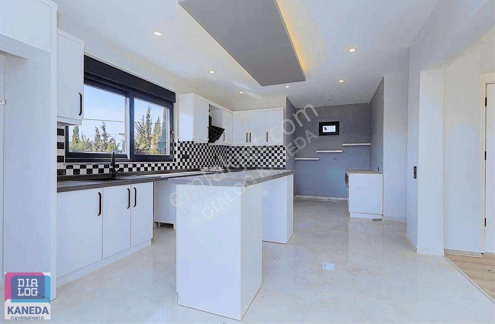 Antalya Döşemealtı Altınkalede Özel Tasarım 6+1 Lüks Villa - Görsel 13