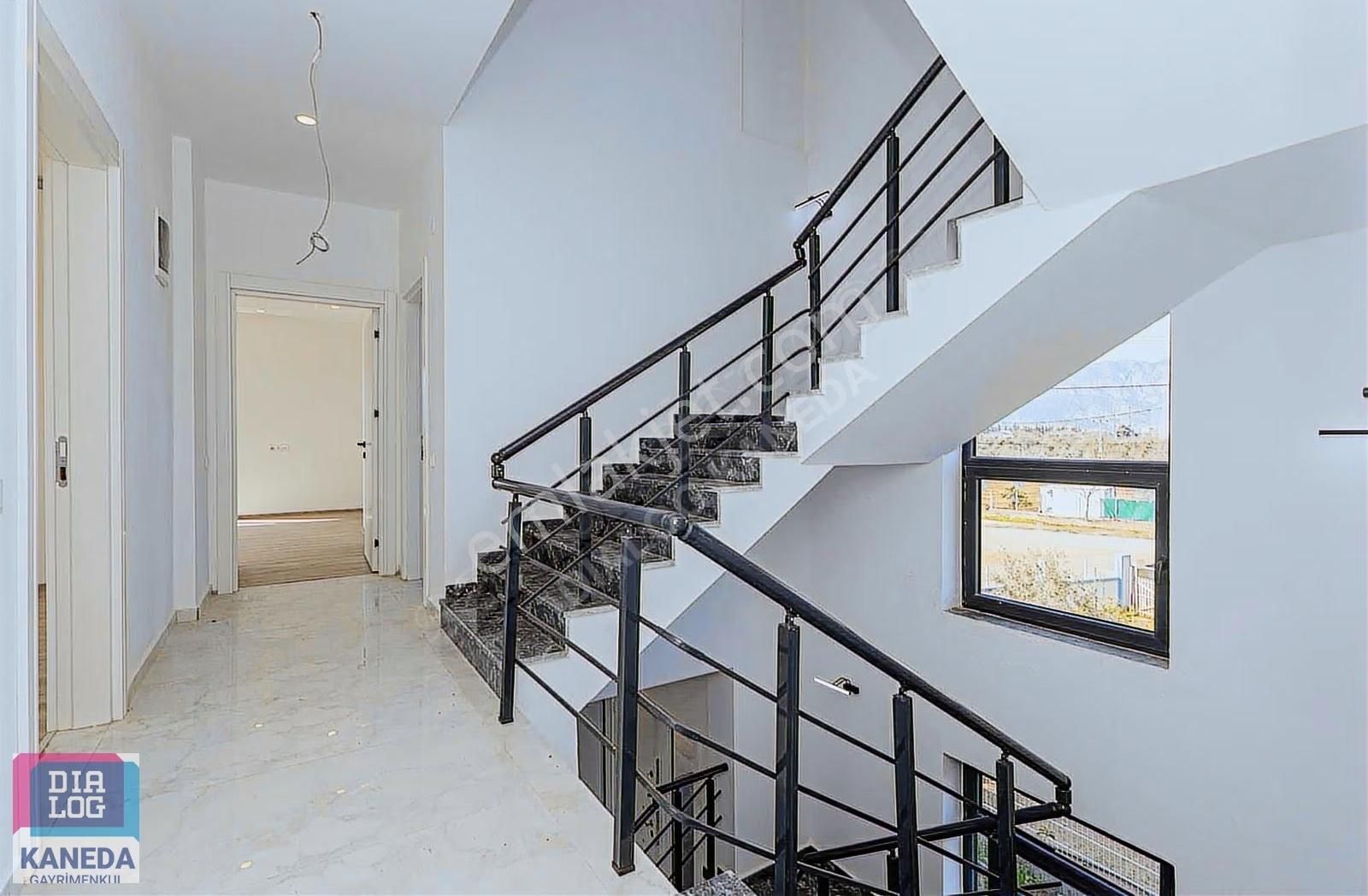 Antalya Döşemealtı Altınkalede Özel Tasarım 6+1 Lüks Villa - Görsel 5