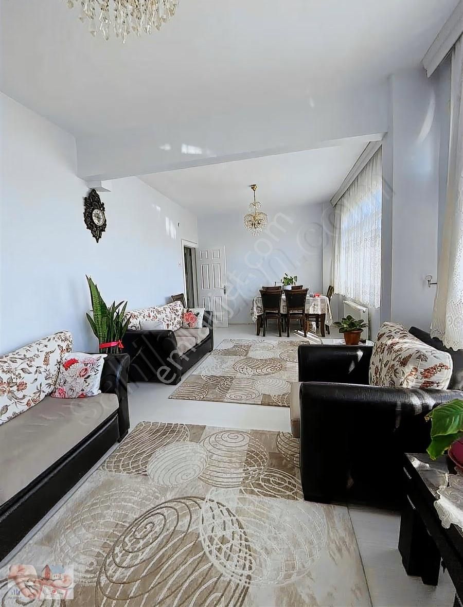 Çapa Şehremini'de Satılık 2+1 Daire - Görsel 24