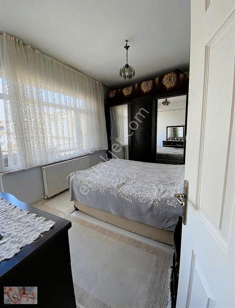 Çapa Şehremini'de Satılık 2+1 Daire - Görsel 14