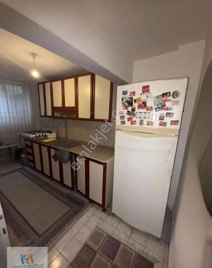 Torunlar Emlaktan Satılık 2+1 Kirazlıda Bodrum Kat Daire