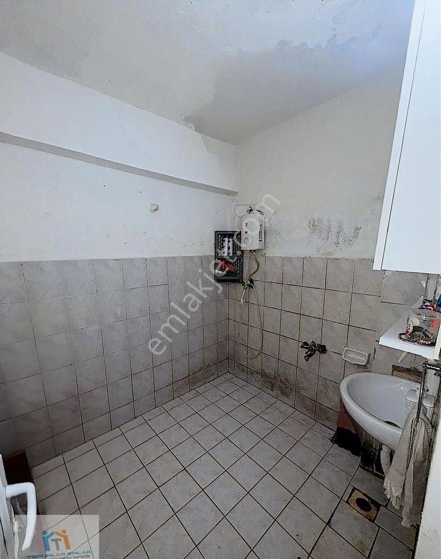 Torunlar Emlaktan Satılık 2+1 Kirazlıda Bodrum Kat Daire - Görsel 10