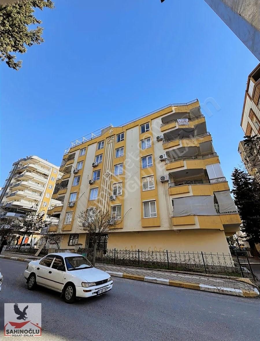 Karaköprü'nün Merkezi Konumun'da Satılık Dubleks