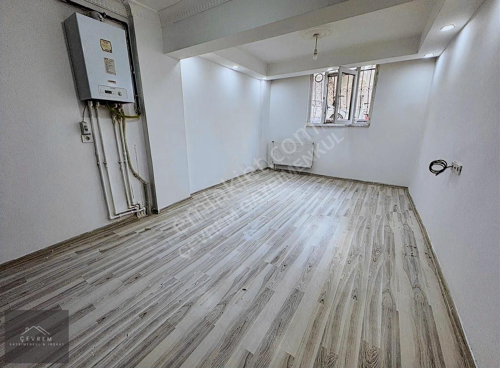 *çevrem* Gültepe'de Harika Konumda Metrobüse Çok Yakın 1+1 50m² - Görsel 11