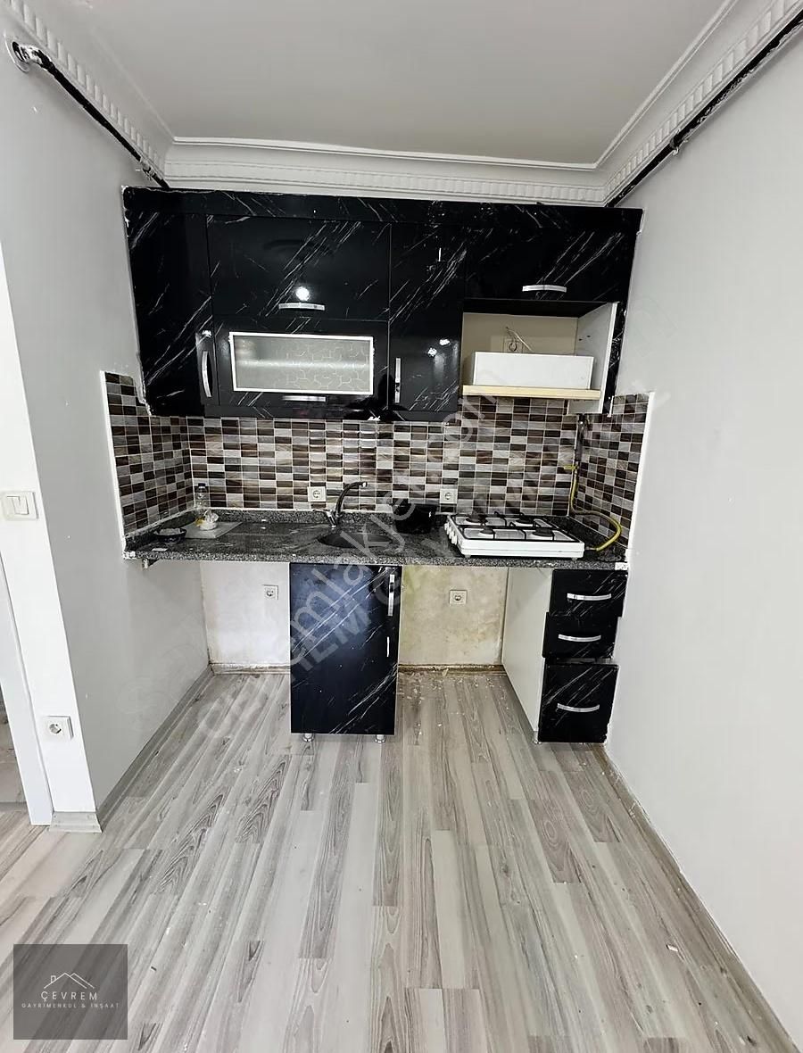 *çevrem* Gültepe'de Harika Konumda Metrobüse Çok Yakın 1+1 50m² - Görsel 18