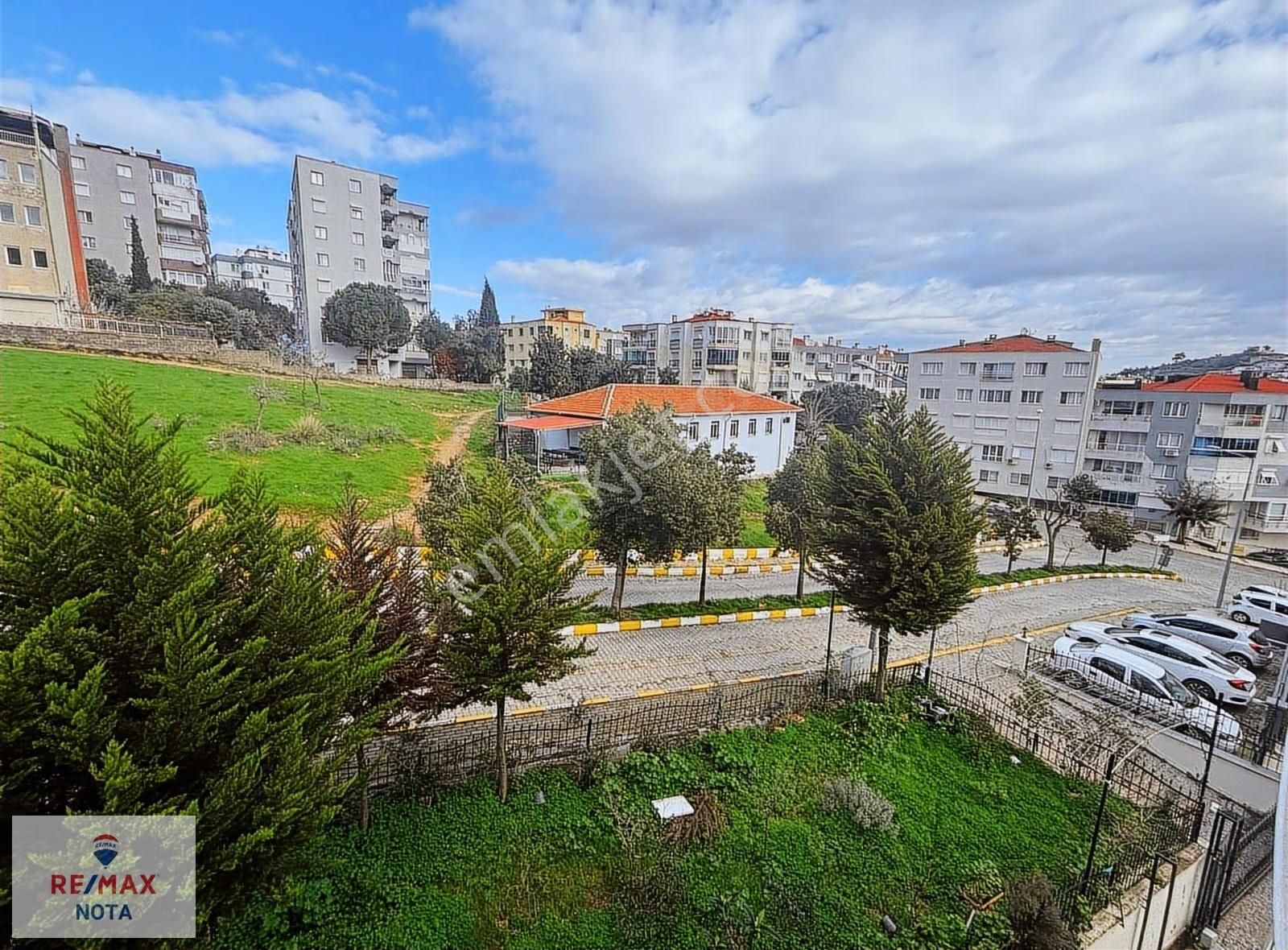 Balçova Halk Merkezi Yakınında Kiralık 3+1 Geniş Aydınlık Daire - Görsel 15