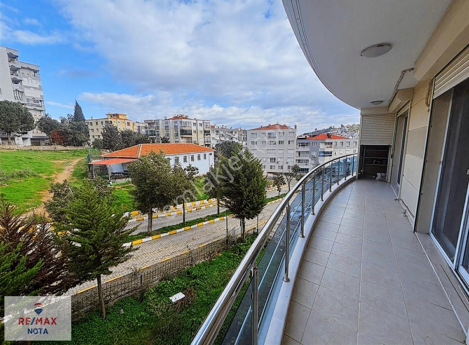 Balçova Halk Merkezi Yakınında Kiralık 3+1 Geniş Aydınlık Daire - Görsel 25