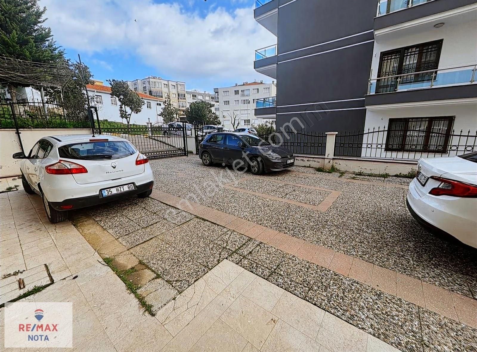 Balçova Halk Merkezi Yakınında Kiralık 3+1 Geniş Aydınlık Daire - Görsel 32