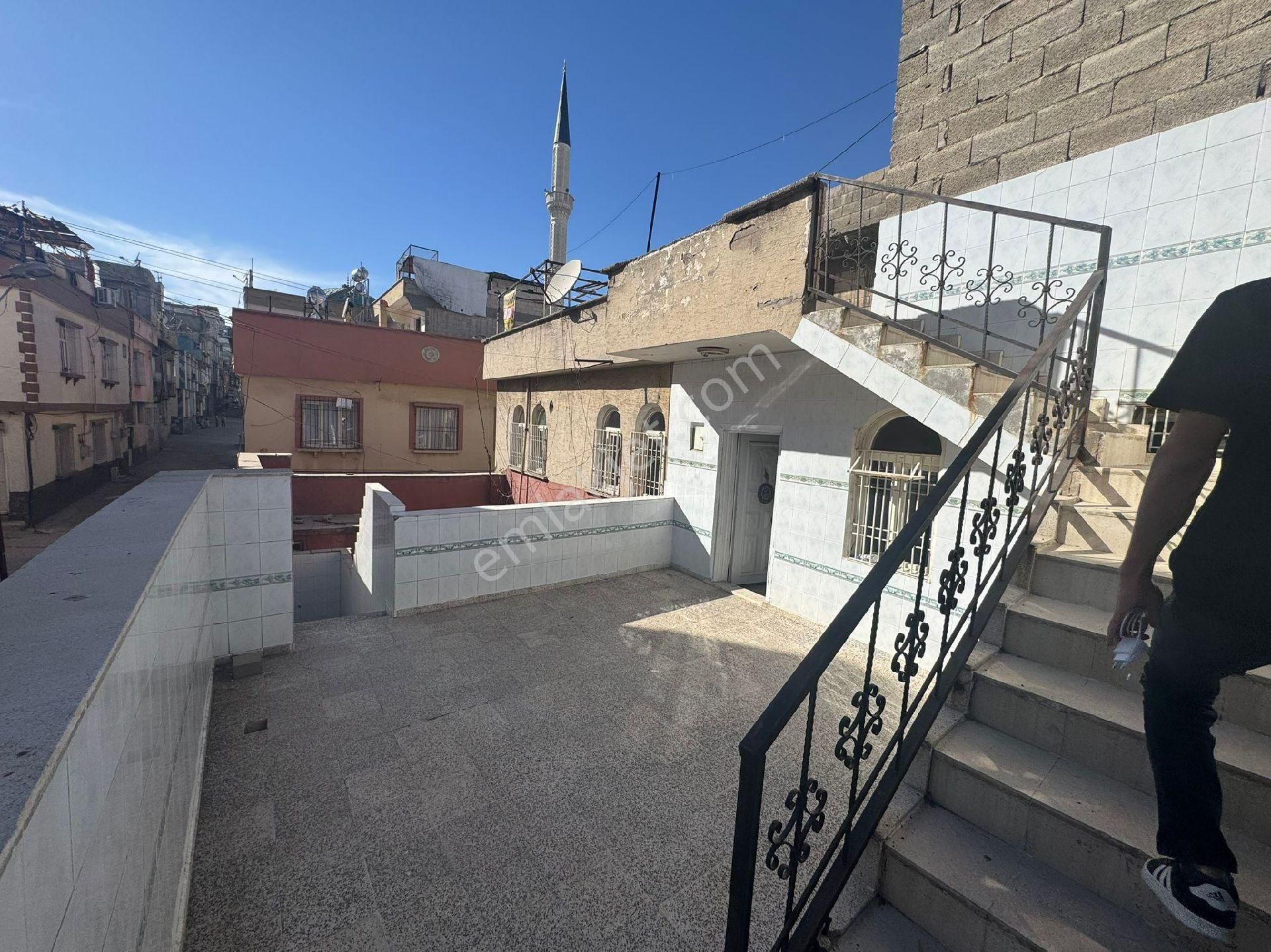 Ünaldıda Satılık 2.5katlı Müstakil Bina - Görsel 8