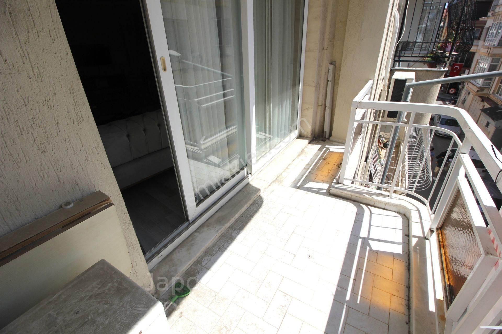 Güzelyalı’da Yokuşsuz Full Eşyalı Ara Kat Kiralık Daire - Görsel 6