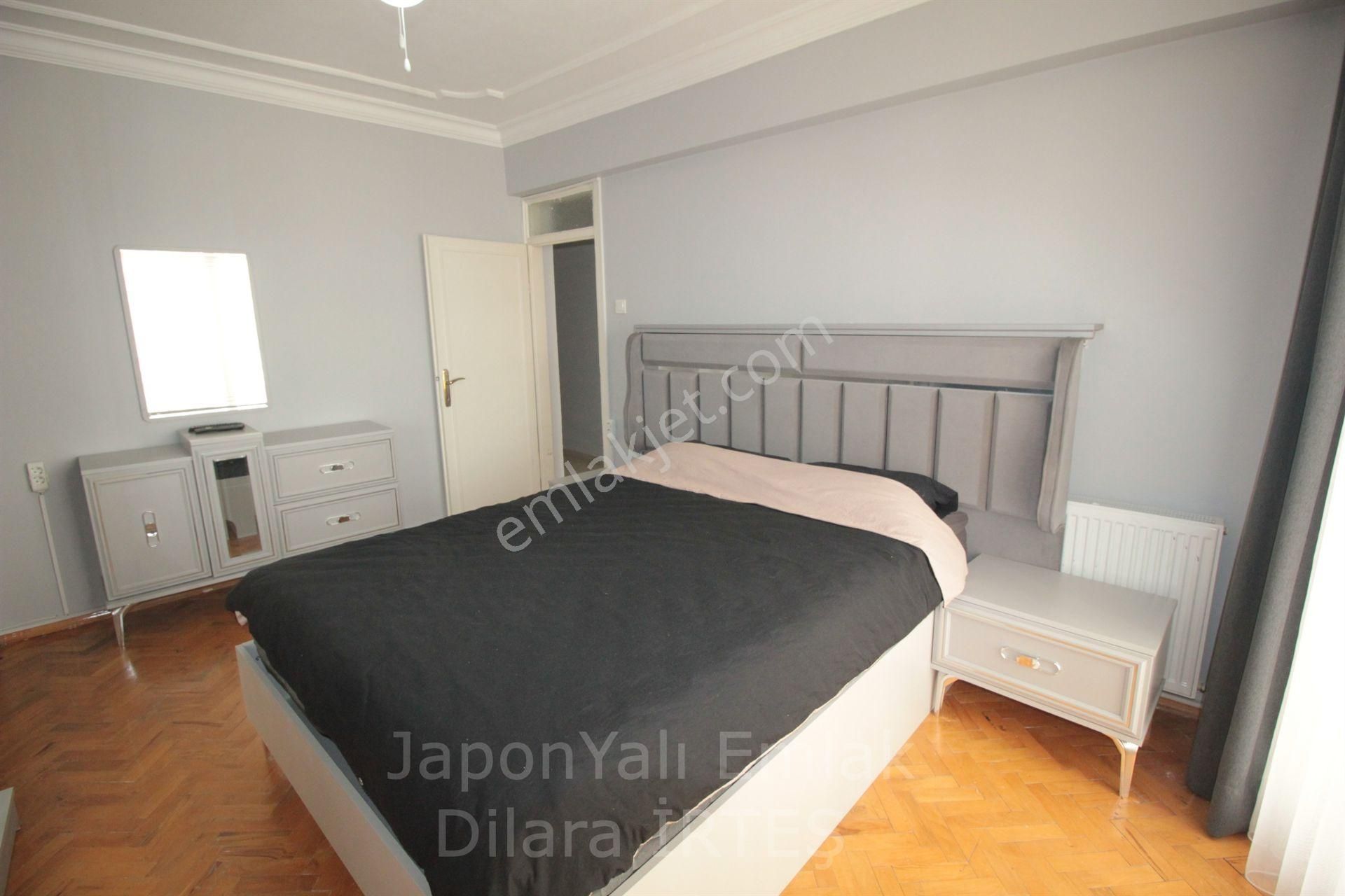 Güzelyalı’da Yokuşsuz Full Eşyalı Ara Kat Kiralık Daire - Görsel 16