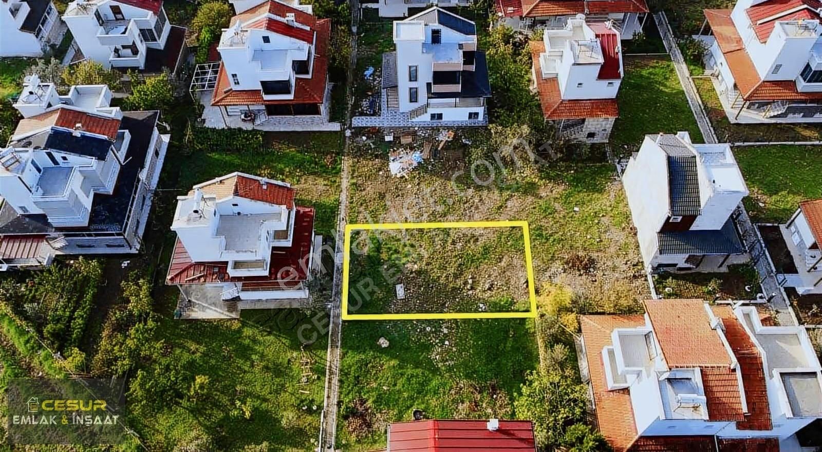 İzmir Dikili Salihleraltı Gazeteciler Sitesinde Satılık Arsa