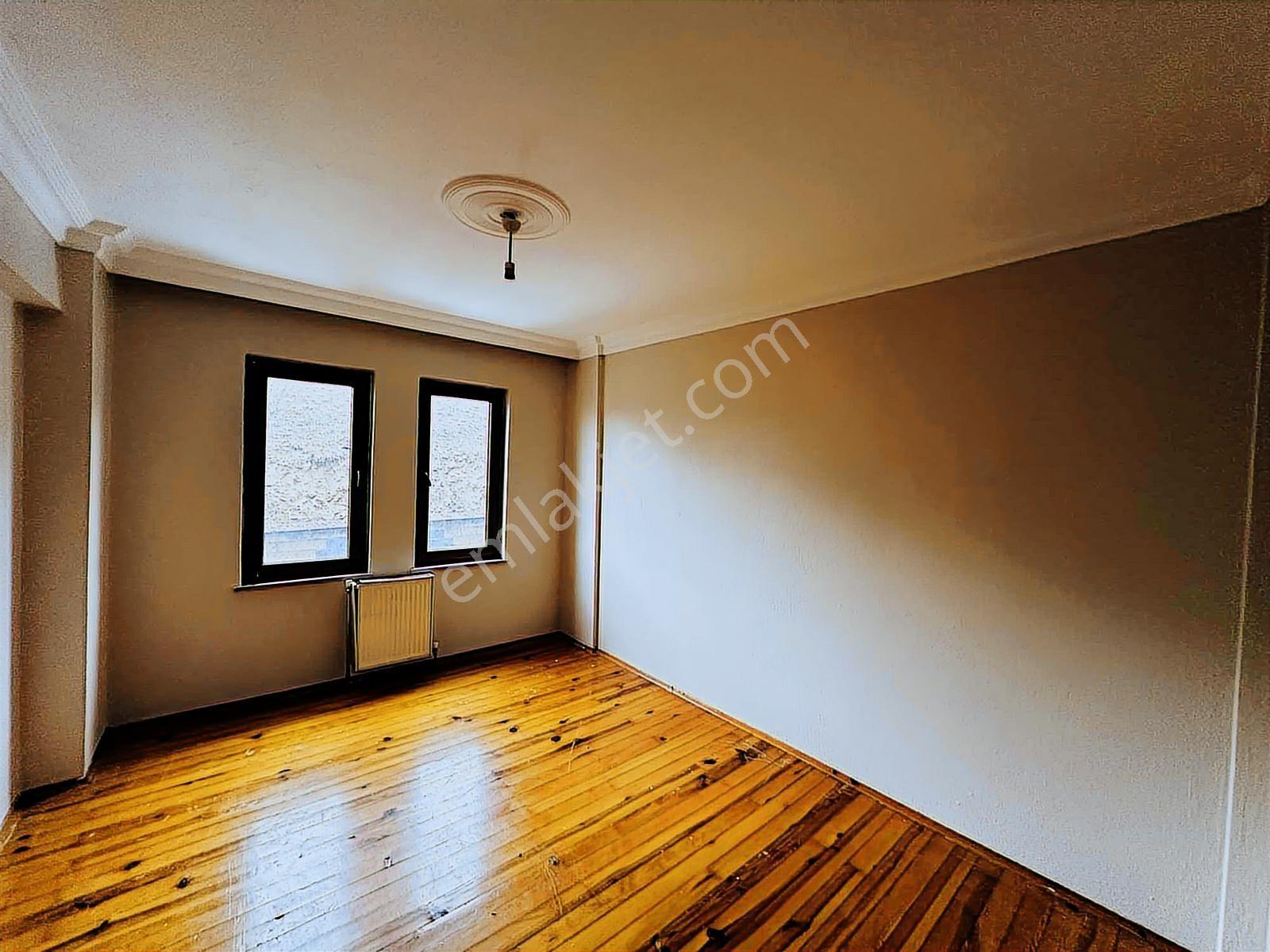 Merkez Orduyeri Site İçinde Kiralık 2+1 Daire - Görsel 2