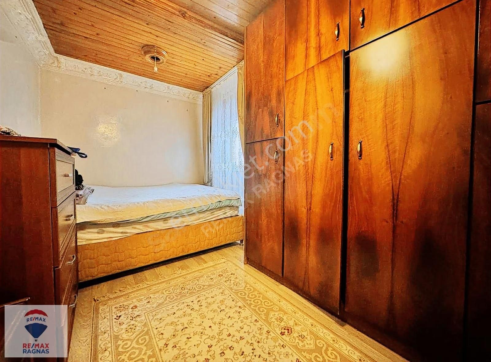 Üsküdar Zeynep Kamilde Boğaz Manzaralı 3+1 Full Eşyalı Daire - Görsel 34
