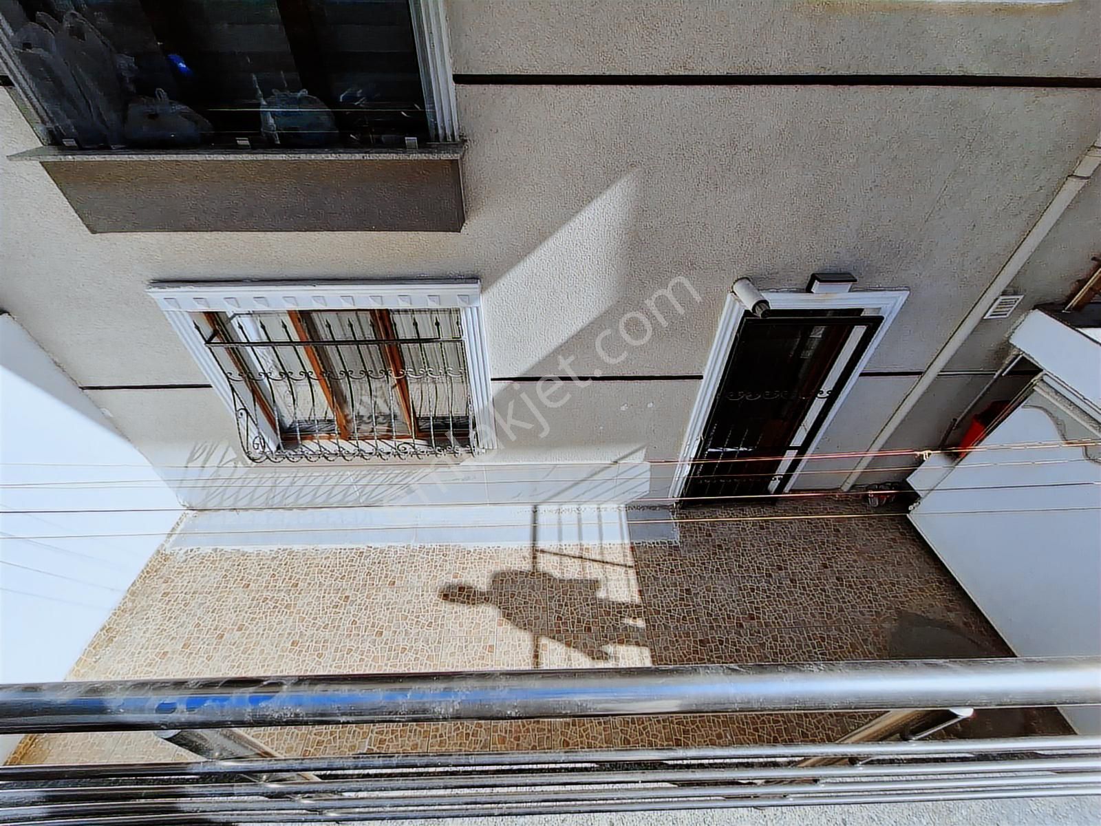 İnkılap Mahallesi'nde Çok Bakımlı 2+1 Bahçe Katı Krediye Uygun - Görsel 10