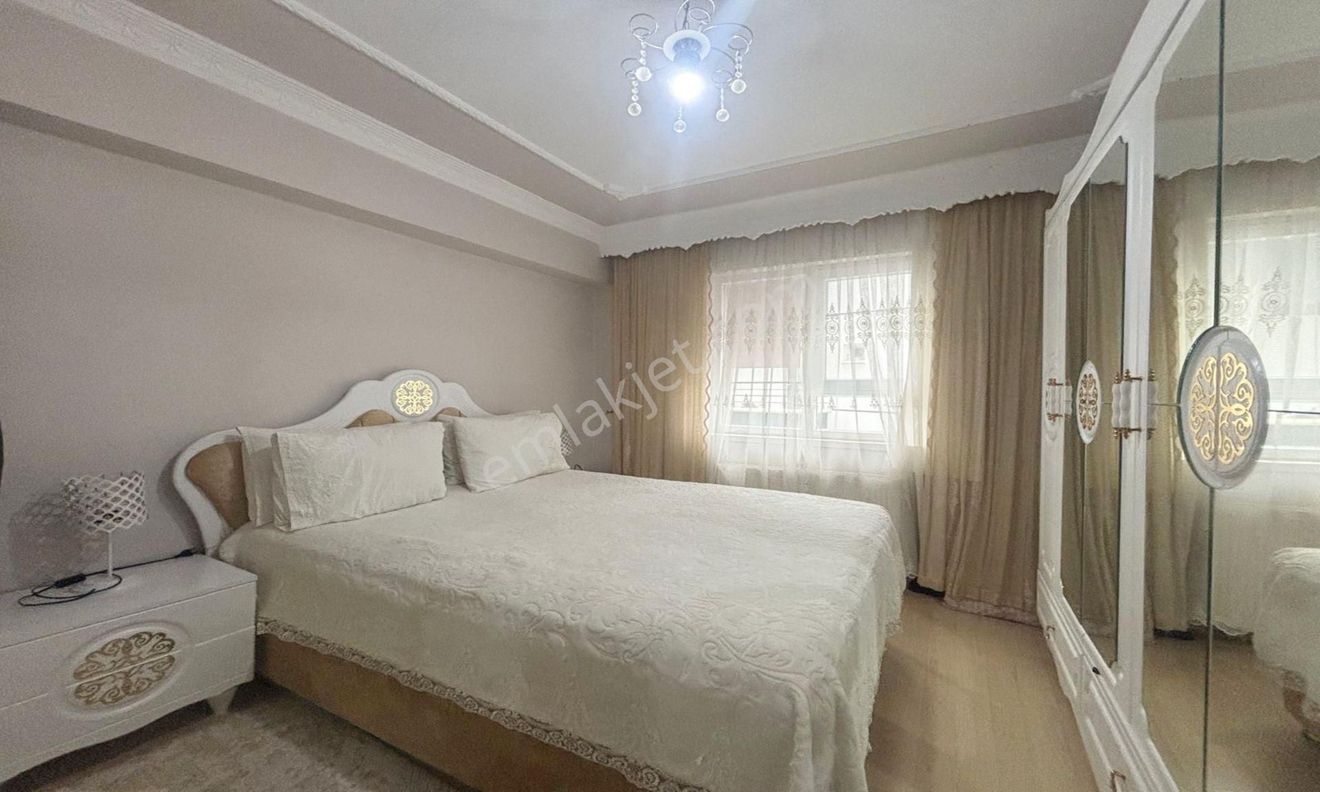 Bulvar'dan Orta Katta Geniş Merkezi Konumda Ful Yapılı 3+1 Daire - Görsel 23