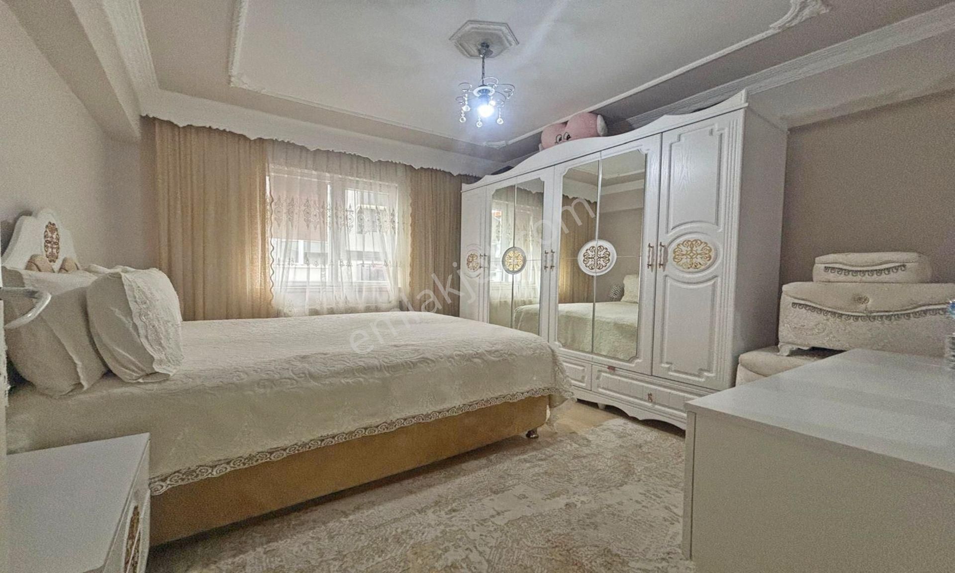 Bulvar'dan Orta Katta Geniş Merkezi Konumda Ful Yapılı 3+1 Daire - Görsel 24