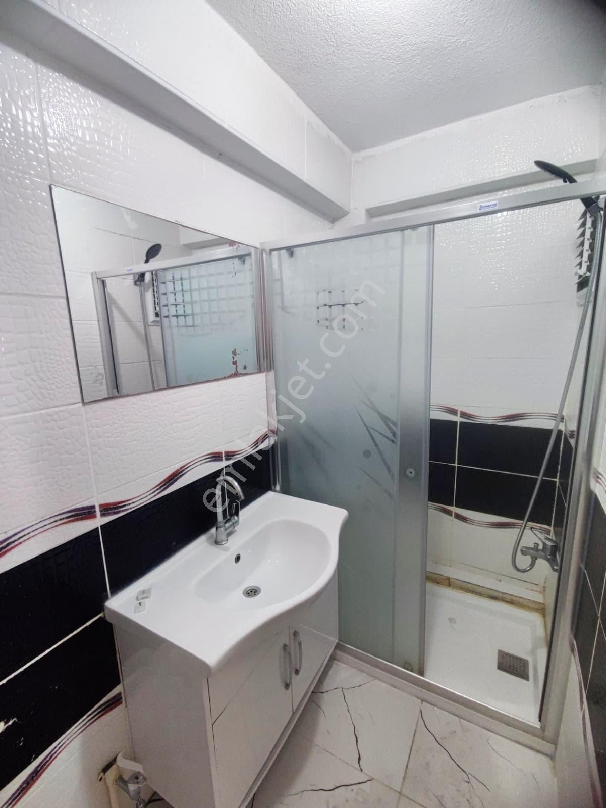 Eyüp Çırçır Mah. Kiralık 2+1 Geniş Daire Metroya 2 Dk Yürüme Mesafesinde - Görsel 9