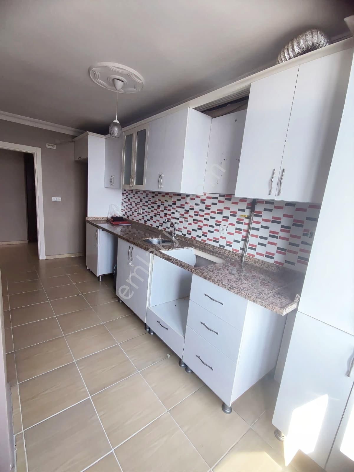 Eyüp Çırçır Mah. Kiralık 2+1 Geniş Daire Metroya 2 Dk Yürüme Mesafesinde - Görsel 6