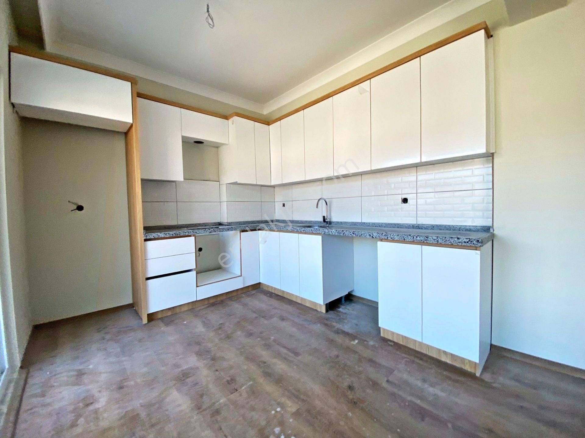 Aktiften Akçayda Yepyeni Bir Projede Yüzme Havuzlu Lüx 2+1dublex